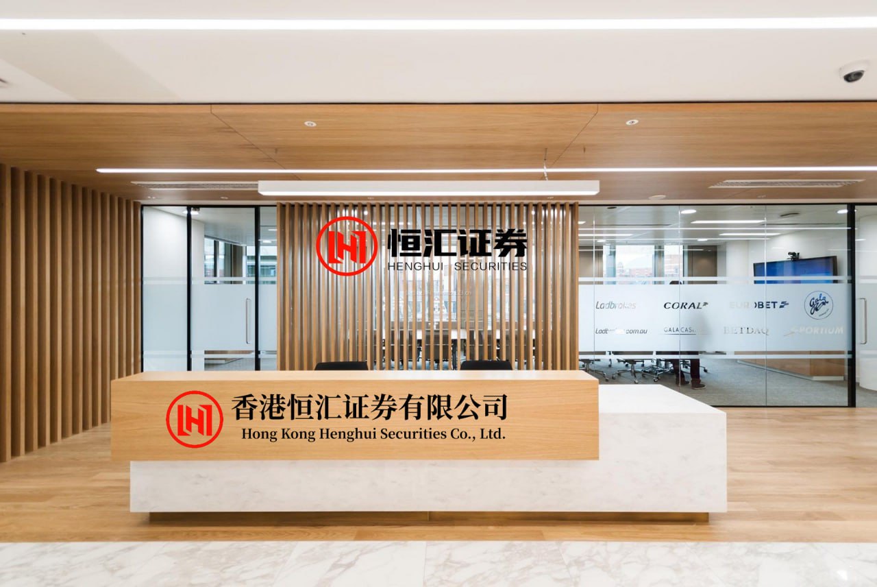 鑫东财配资 “我最怕侍候黑人”，二战结束后，日本为了讨好美军，强迫国内平民女性，